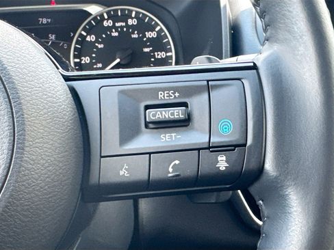 Used 2023 Nissan Rogue SL w/ SL Premium Package AWD/4WD image 12