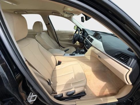 Used 2015 BMW 320i Sedan RWD image 17