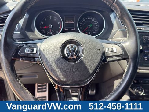 Used 2020 Volkswagen Tiguan SE AWD/4WD image 20