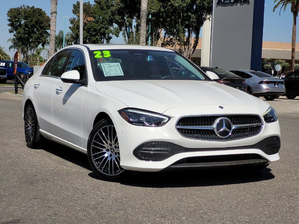 Used 2023 Mercedes-Benz C 300 Sedan image 2