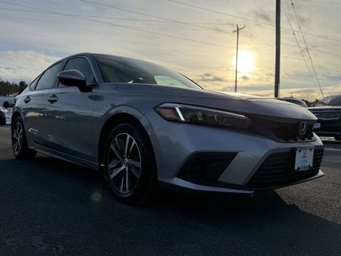 Certified 2023 Honda Civic LX image 3