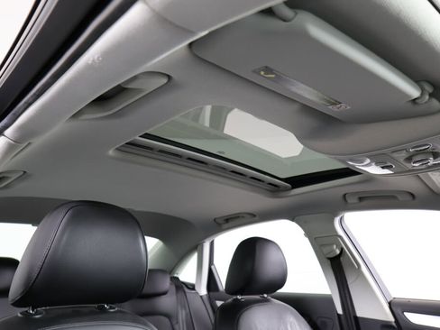 Used 2009 Audi A4 2.0T Premium image 39