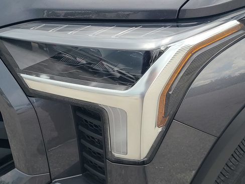 Certified 2026 Toyota Tundra SR5 AWD/4WD image 23