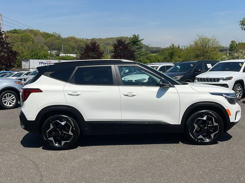 Used 2025 Kia Seltos S AWD/4WD image 8