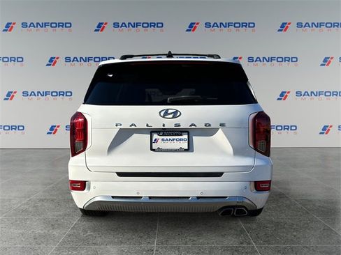 Used 2022 Hyundai Palisade Calligraphy image 4