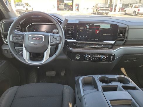 Used 2023 GMC Sierra 1500 Elevation AWD/4WD image 10