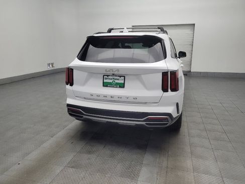 Used 2022 Kia Sorento EX w/ Panoramic Sunroof Package image 7