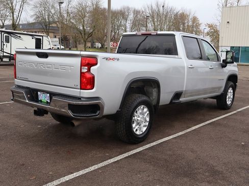 Used 2020 Chevrolet Silverado 3500 LT image 8