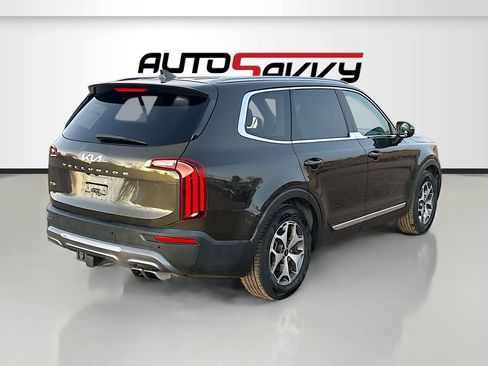Used 2022 Kia Telluride EX w/ Towing Package image 7