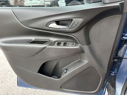 Certified 2024 Chevrolet Equinox LT FWD image 22