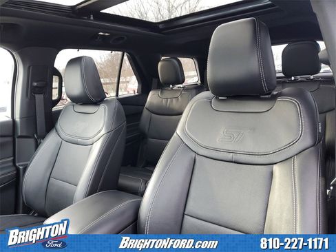 Used 2024 Ford Explorer ST w/ Equipment Group 401A image 11