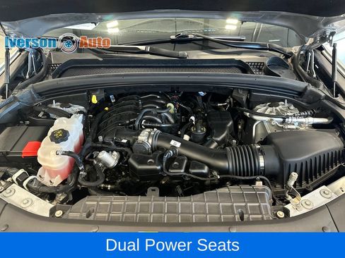 Used 2023 Jeep Grand Cherokee L Laredo AWD/4WD image 12