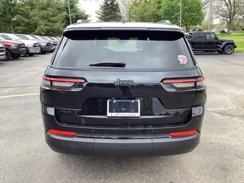 Used 2024 Jeep Grand Cherokee L Altitude AWD/4WD image 4