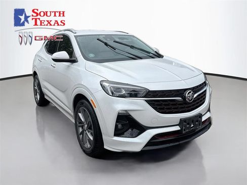 Used 2020 Buick Encore GX Essence w/ Sport Touring Package FWD image 1
