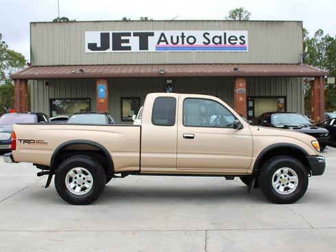 Used 1999 Toyota Tacoma 4x4 Xtracab V6 image 9