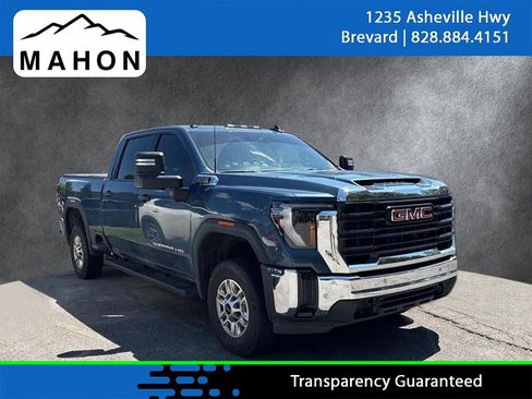 Used 2025 GMC Sierra 2500 Pro w/ 1SA Pro Safety Plus Package AWD/4WD image 1