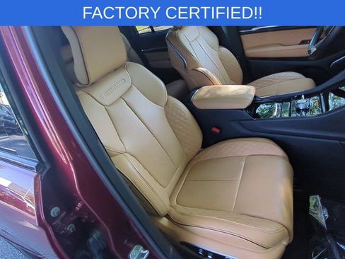 Certified 2025 Jeep Grand Cherokee Summit w/ Obsidian Package AWD/4WD image 37