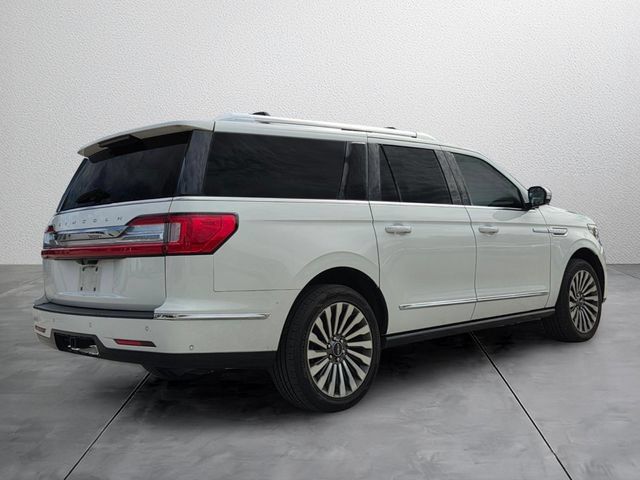 Used 2021 Lincoln Navigator L Reserve AWD/4WD image 4