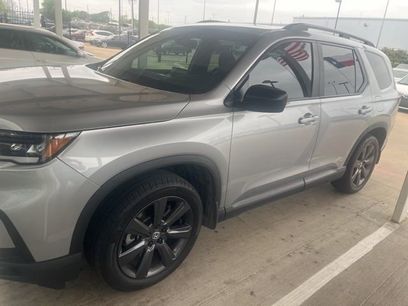 Used 2025 Honda Pilot Sport