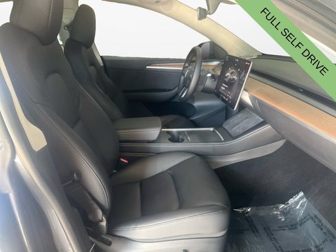 Used 2023 Tesla Model Y Performance AWD/4WD image 15