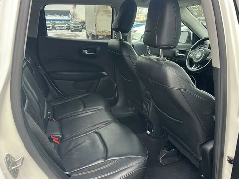 Used 2018 Jeep Compass Limited w/ Navigation Group image 16