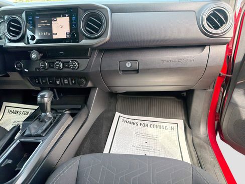Used 2019 Toyota Tacoma Limited image 16