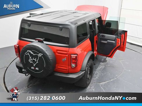 Used 2023 Ford Bronco Black Diamond image 36