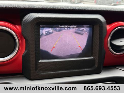 Used 2018 Jeep Wrangler Unlimited Rubicon w/ LED Lighting Group image 32