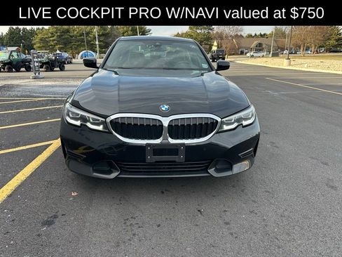 Used 2022 BMW 330i xDrive Sedan w/ Driving Assistance Package image 2