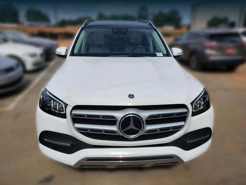 Used 2022 Mercedes-Benz GLS 450 4MATIC image 25