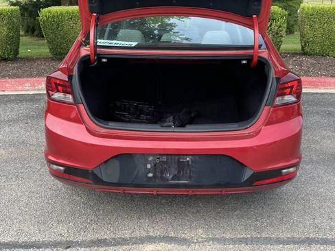 Used 2020 Hyundai Elantra SEL FWD image 6