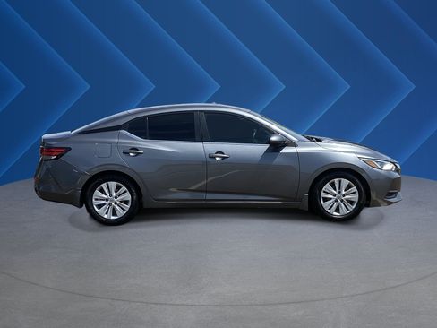 Used 2021 Nissan Sentra S FWD image 2