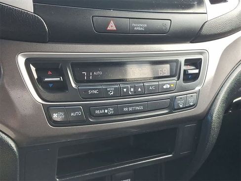 Used 2017 Honda Ridgeline RTS image 18