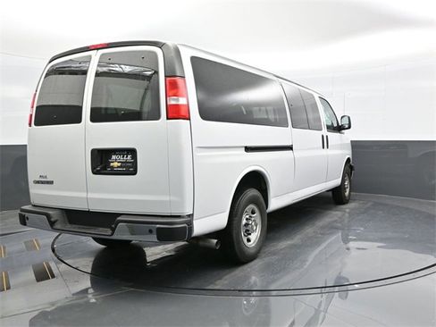 Used 2024 Chevrolet Express 3500 LT w/ LT Preferred Equipment Group image 6