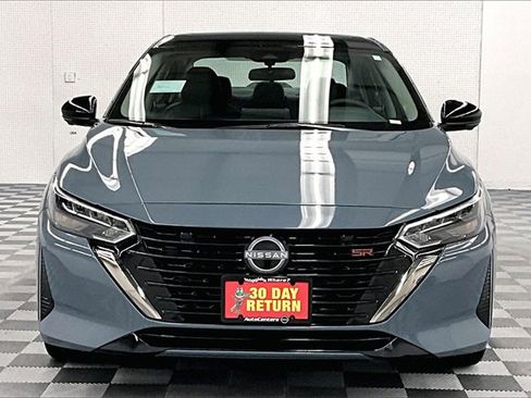 New 2025 Nissan Sentra SR w/ SR Premium Package image 16