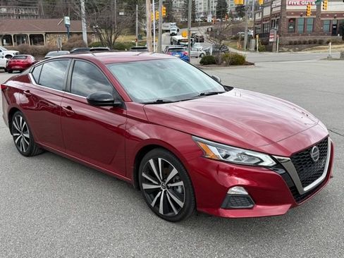 Used 2021 Nissan Altima 2.5 SR image 3