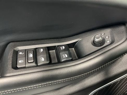 Used 2024 Jeep Grand Cherokee Limited 4xe image 15