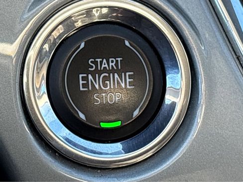 Used 2024 Chevrolet Trax LT image 6