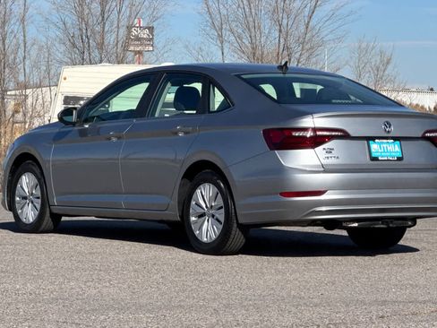 Used 2020 Volkswagen Jetta S image 6