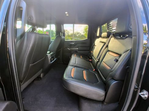 Used 2019 GMC Sierra 1500 AT4 w/ AT4 Premium Package image 28