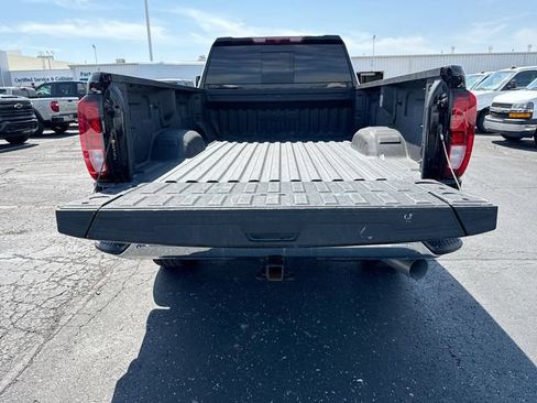 Used 2025 GMC Sierra 3500 SLE w/ SLE Value Package AWD/4WD image 24