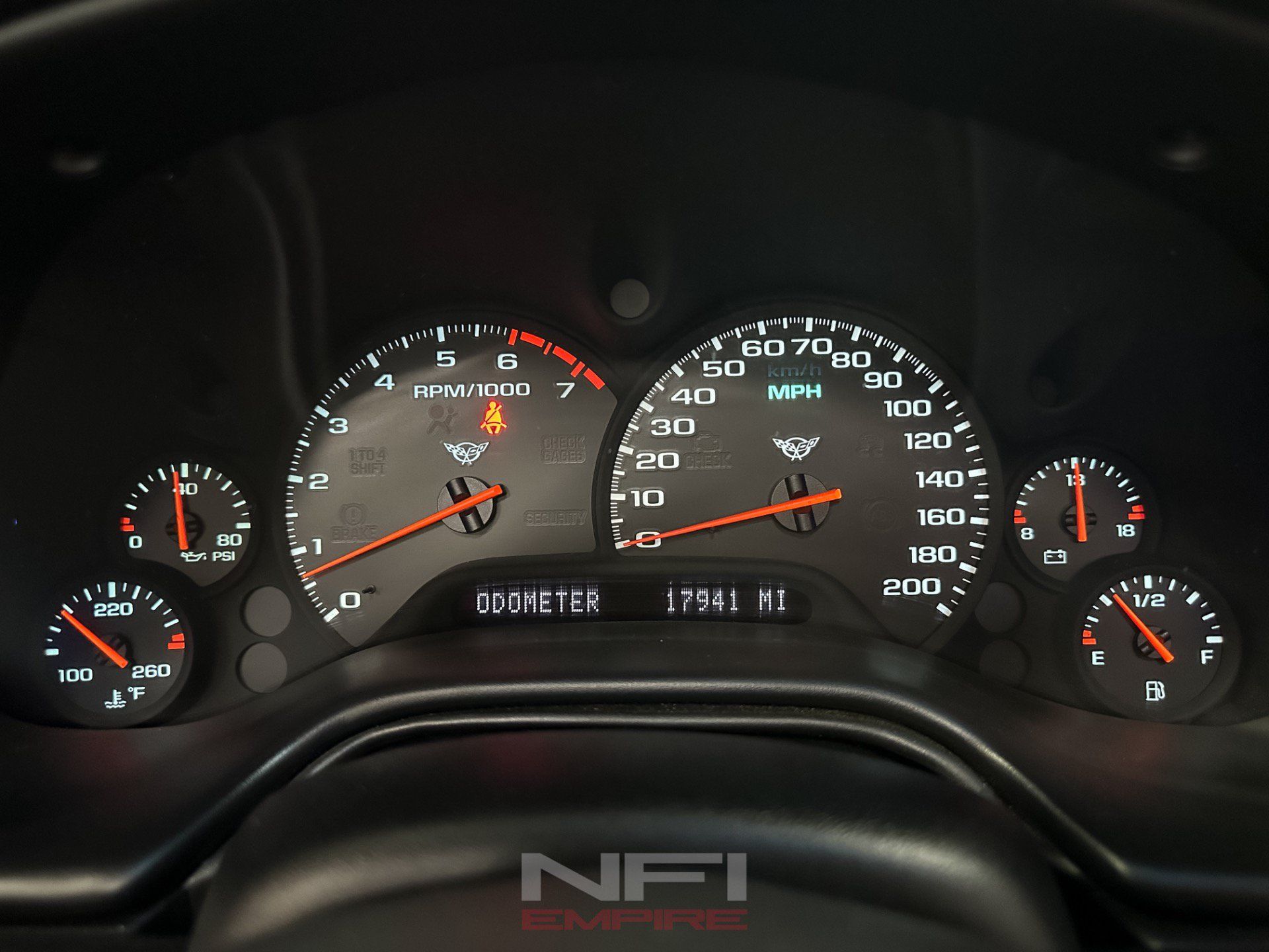 Used 2002 Chevrolet Corvette Coupe w/ Preferred Equipment Group2 RWD image 35