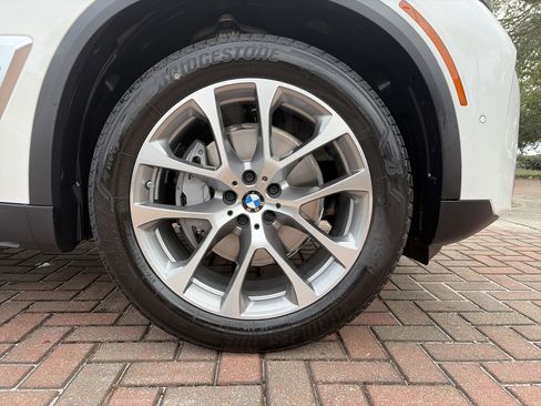 Used 2026 BMW X5 xDrive40i AWD/4WD image 18