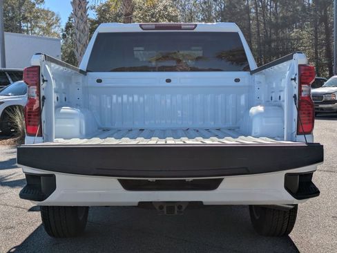New 2026 Chevrolet Silverado 1500 Custom RWD image 14