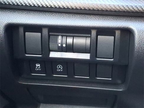 Used 2023 Subaru Crosstrek 2.0i Premium image 24