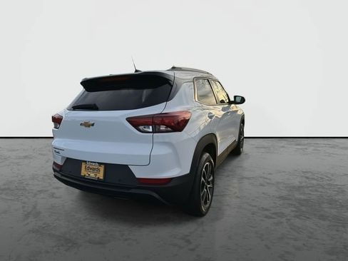 Used 2024 Chevrolet TrailBlazer LT image 7