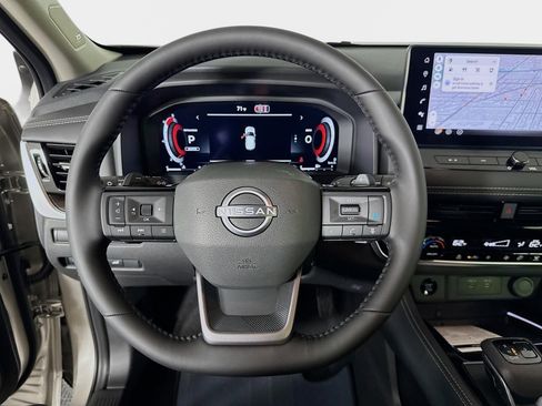 New 2026 Nissan Rogue Platinum AWD/4WD image 12