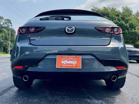 Used 2019 MAZDA MAZDA3 AWD Hatchback w/ Premium Pkg image 4