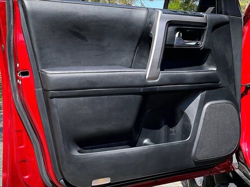 Used 2021 Toyota 4Runner SR5 Premium w/ Moonroof Package image 17