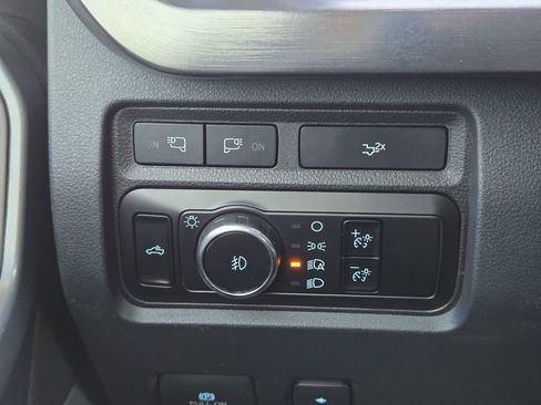 Used 2024 Ford F350 Lariat w/ Sport Appearance Package image 15